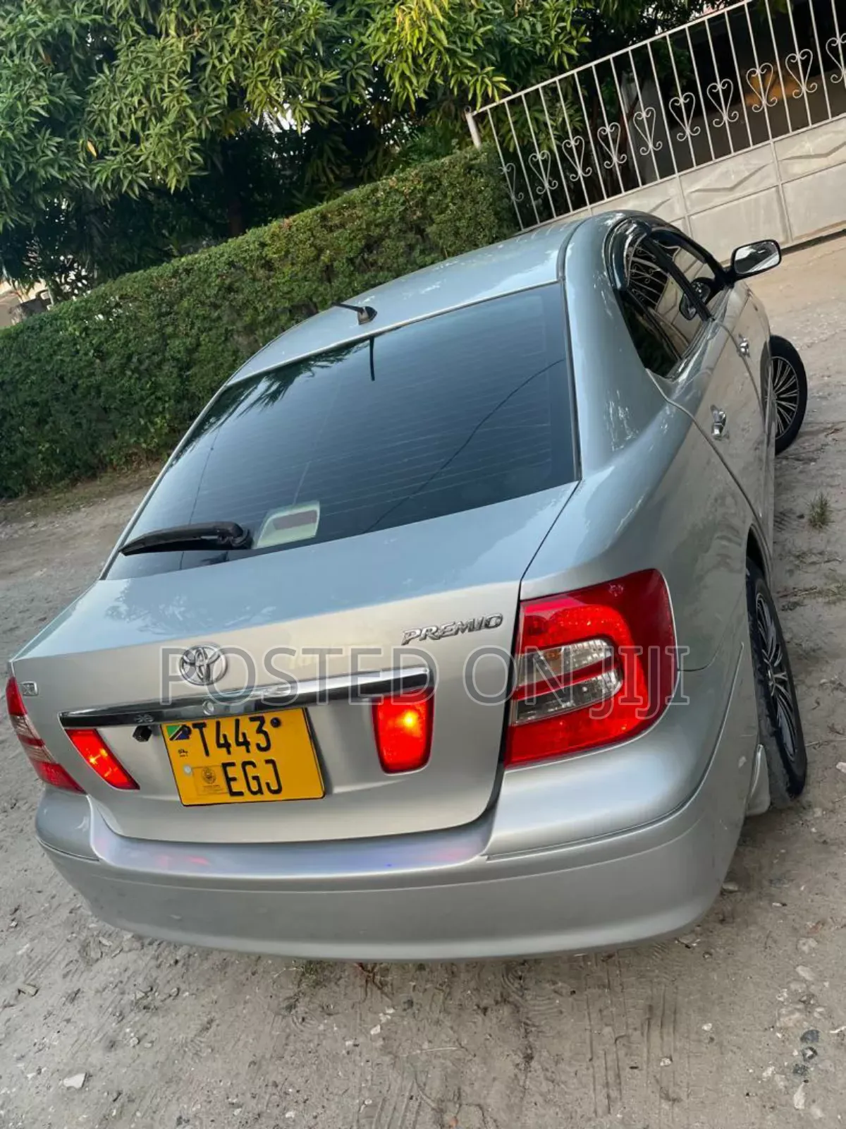 Toyota Premio 2005 Silver