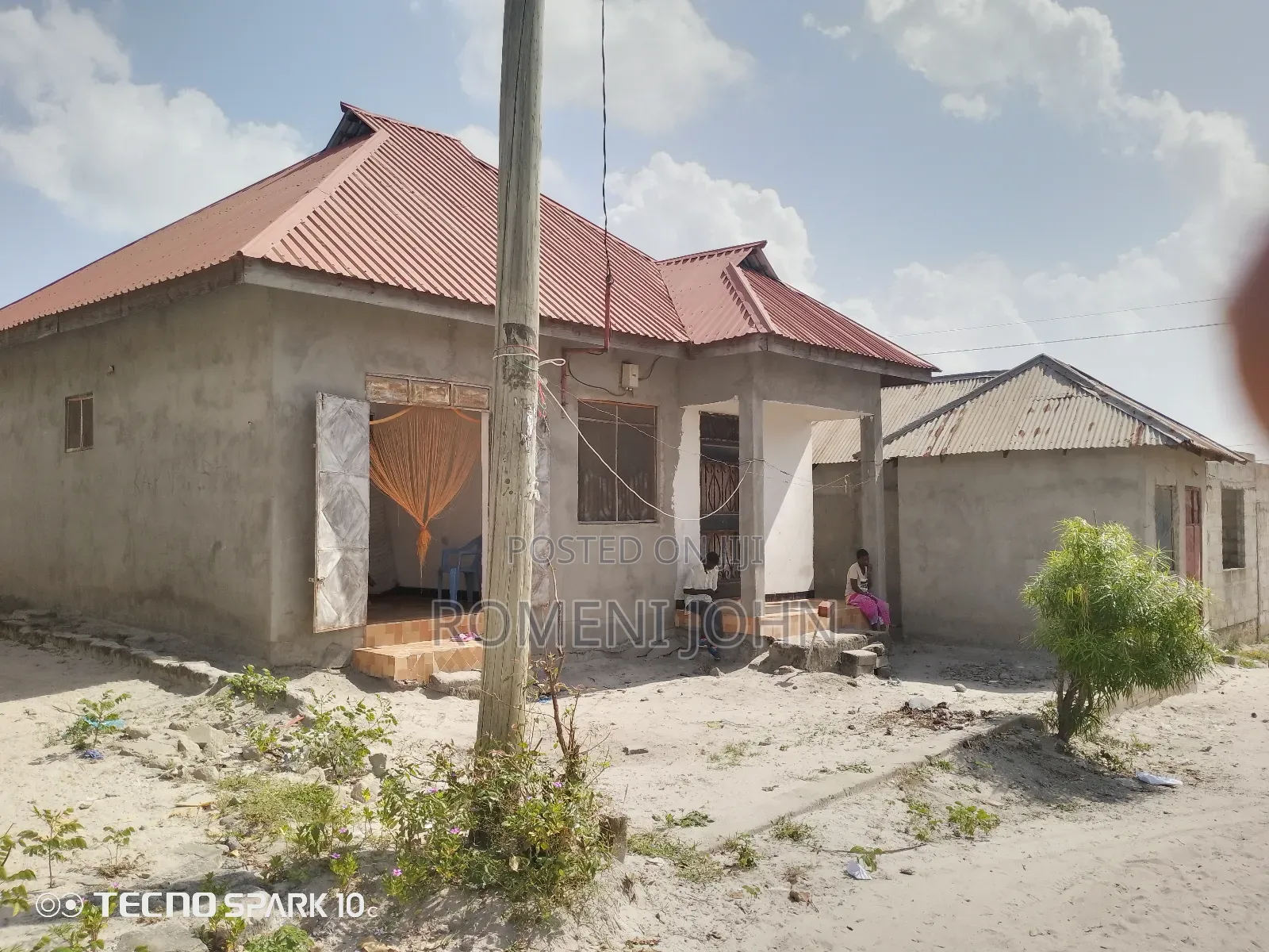 6bdrm House in Tanzania Daresalaam, Ilala for sale