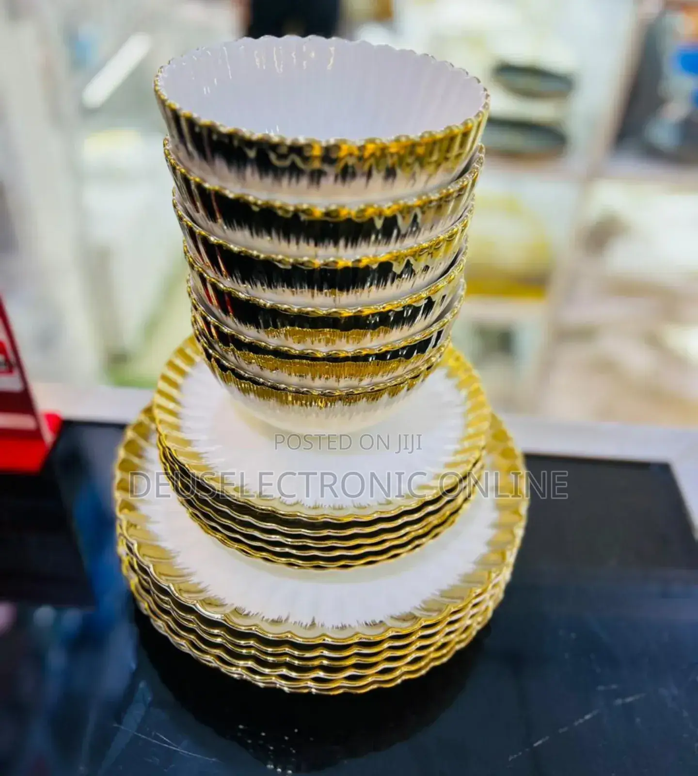 Dinner Set 18 PC