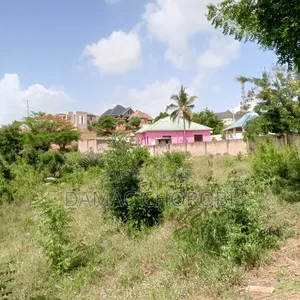 Plot Safi Luguruni Inauzwa Ukubwa QMT 1700