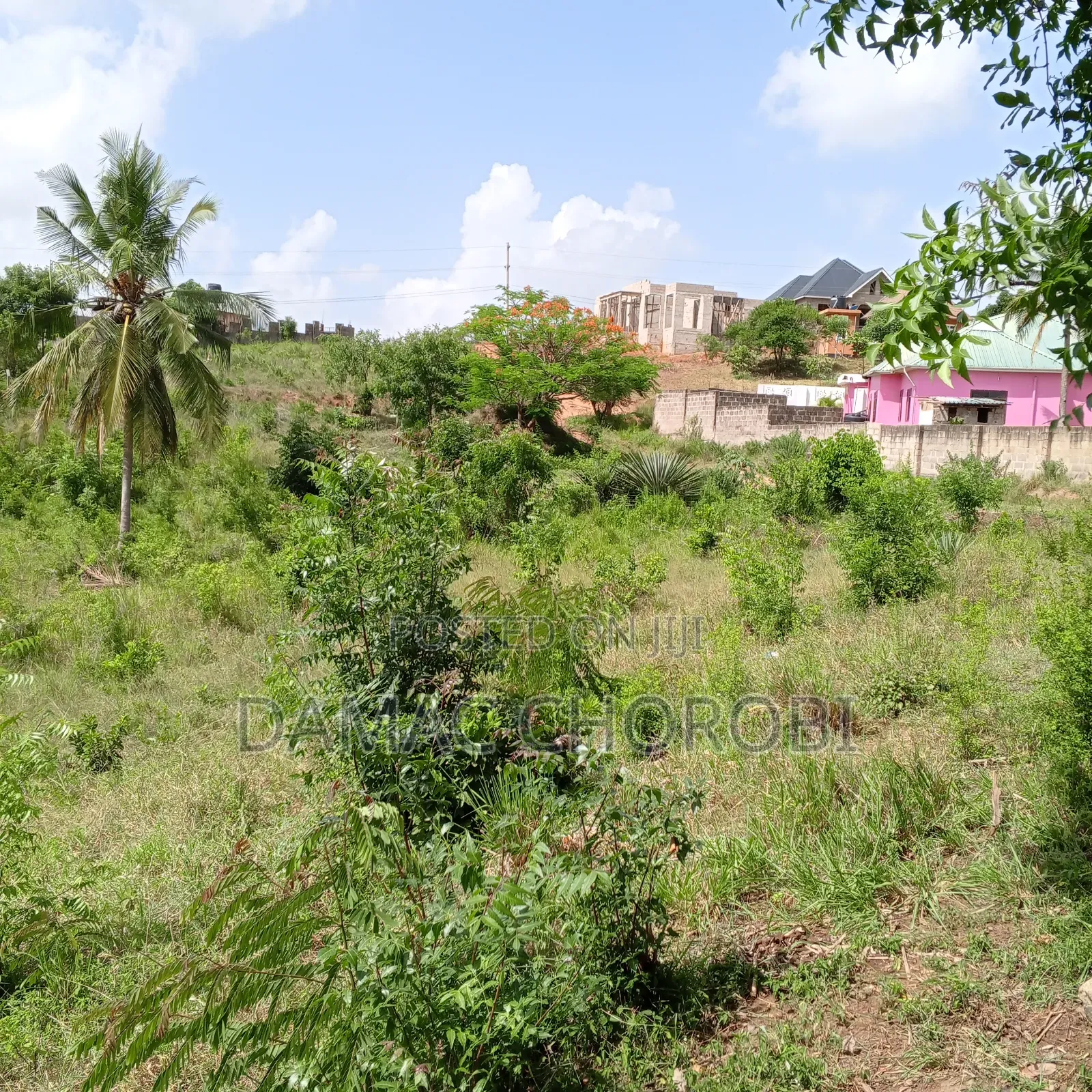 Plot Safi Luguruni Inauzwa Ukubwa QMT 1700