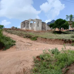 Kiwanja Kina Title Deed Ukubwa QMT 2300 Milion 75