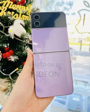 Samsung Galaxy Z Flip4 128 GB Purple