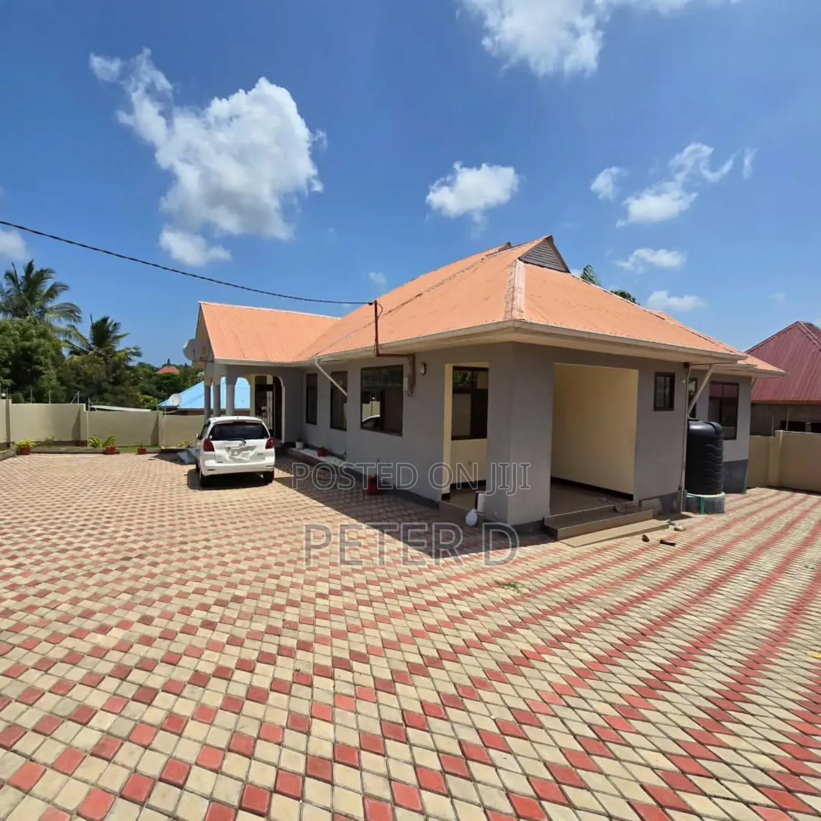 4bdrm House in Goba for sale