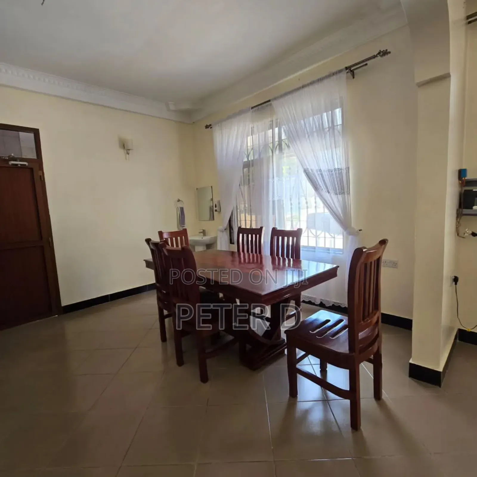 4bdrm House in Goba for sale