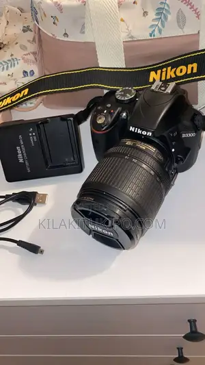Nikon D3300 With Lens 18-55mm