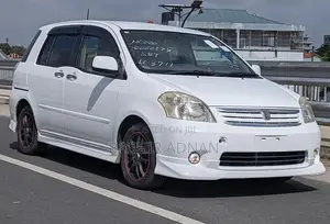 Toyota Raum 1.5 FWD 2003 White