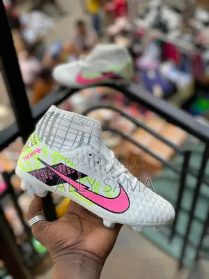 Men's Football Boots Oficial