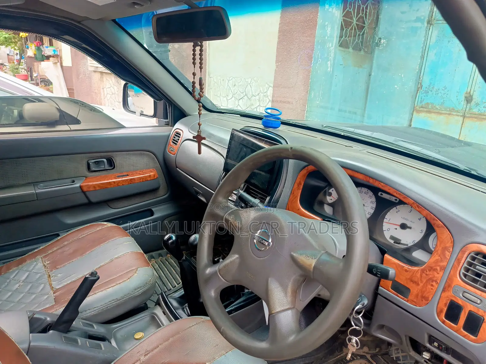 Nissan Hardbody 1999 Blue