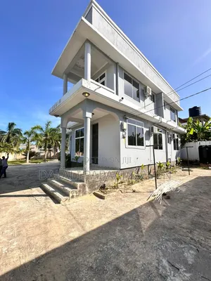 6bdrm House in Dalalipapaatzseven, Mbweni for rent