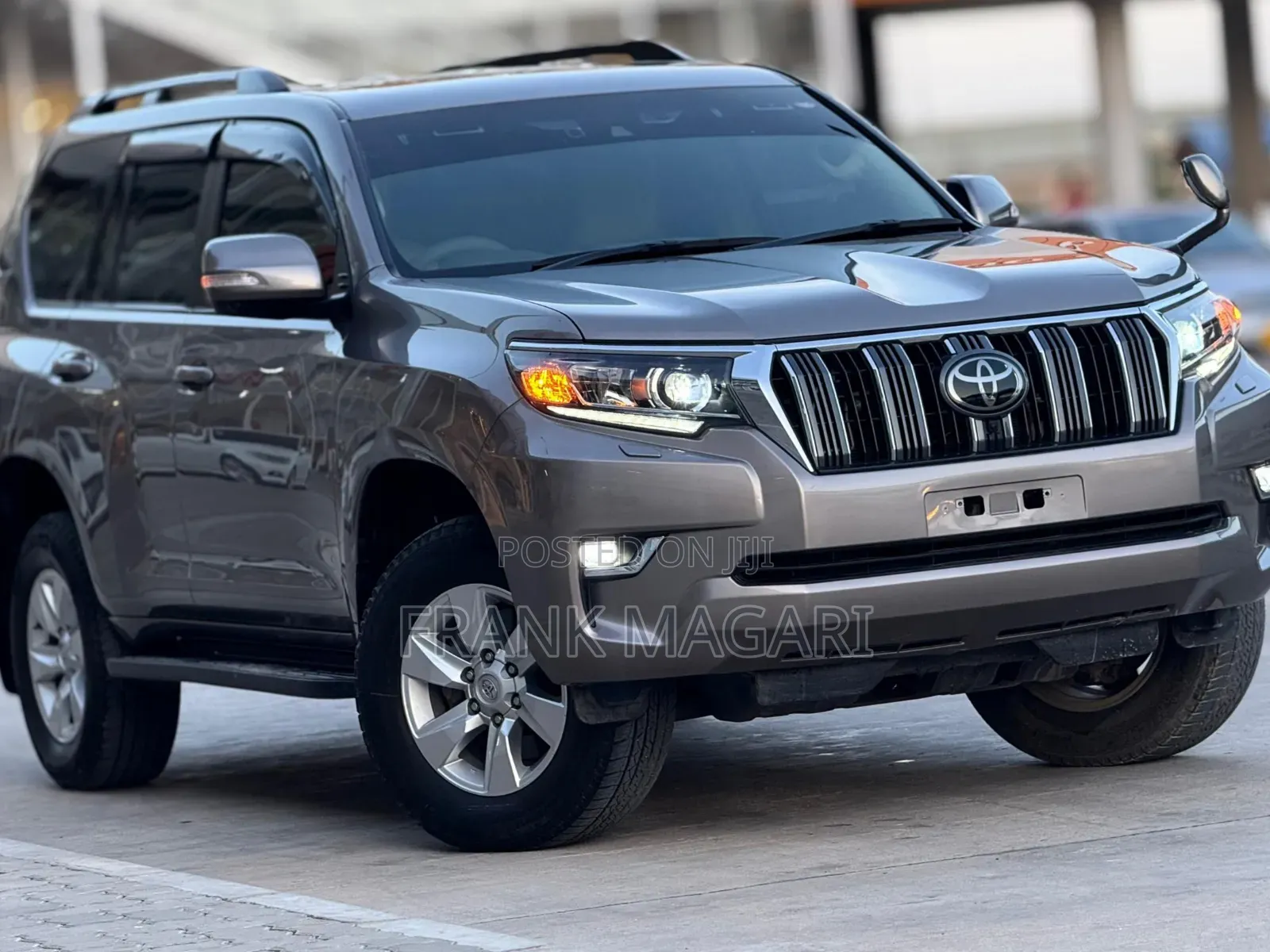 Toyota Land Cruiser Prado 2022 Gray