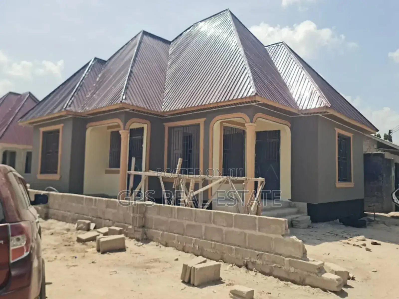3bdrm House in Chamazi Mfenesini, Kinondoni for sale