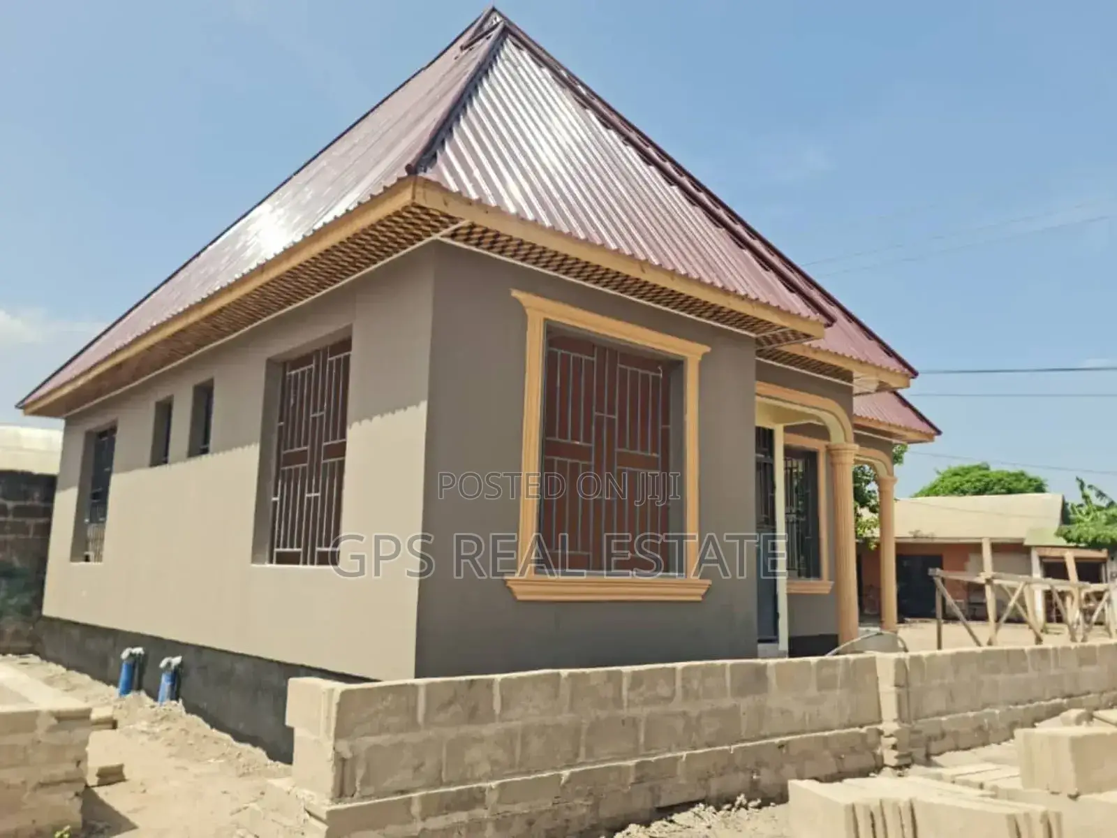 3bdrm House in Chamazi Mfenesini, Kinondoni for sale