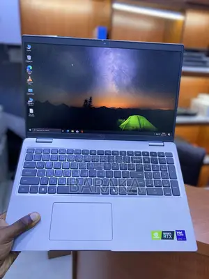 Laptop Dell Precision 3580 32GB Intel Core Ultra 7 SSD 1T