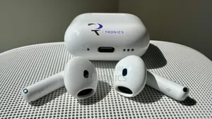 Apple Airpods 4th Generation