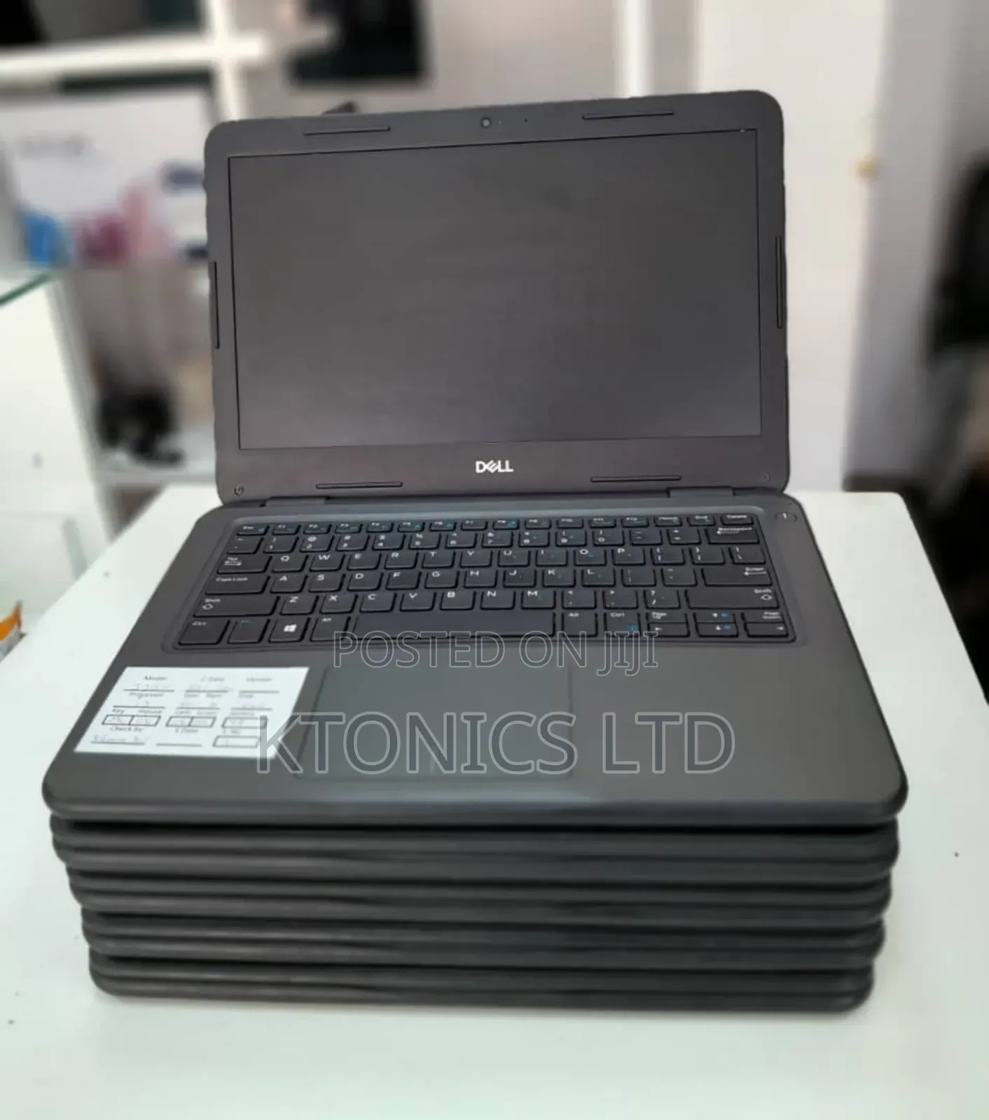 Laptop Dell Vostro 3300 8GB Intel Core I3 SSD 256GB