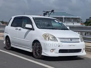 Toyota Raum 2003 White