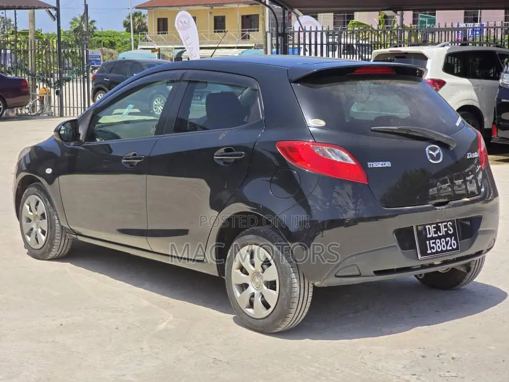 Mazda Demio 2011 Black