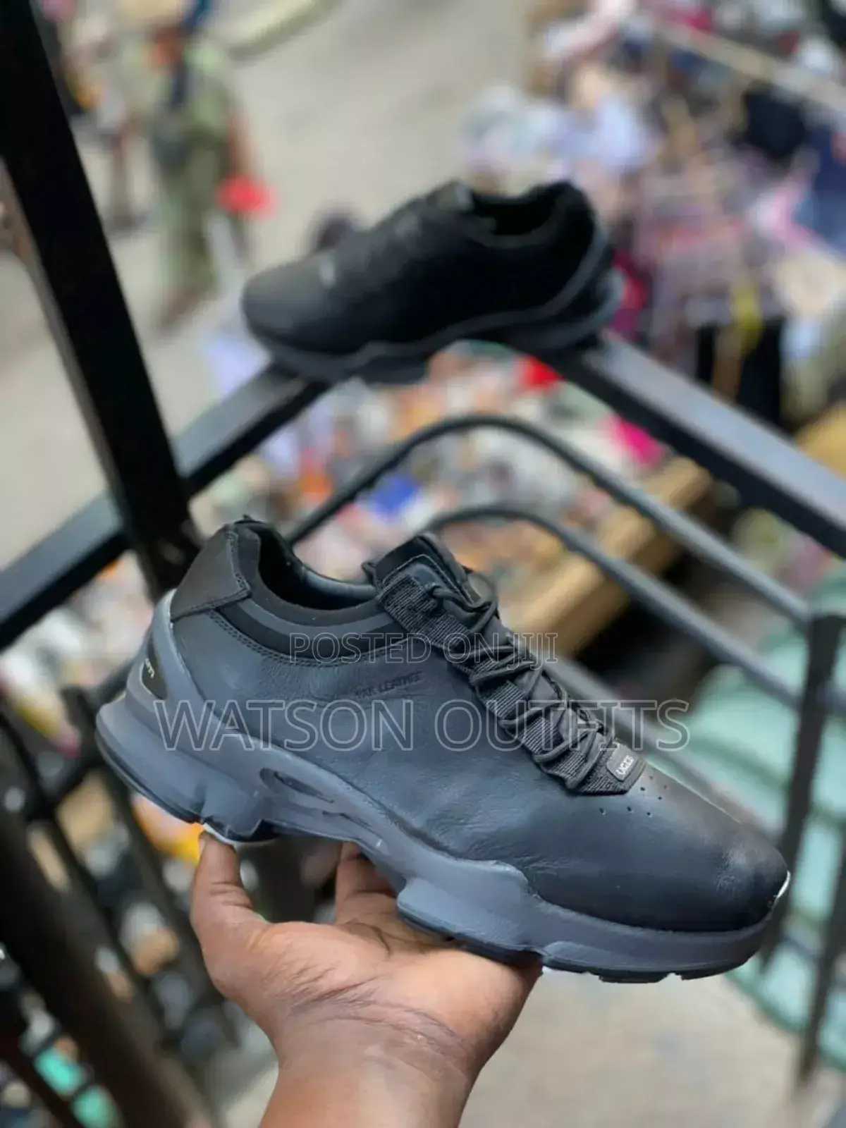 New Stock Leather Sneakers/Shoes Original