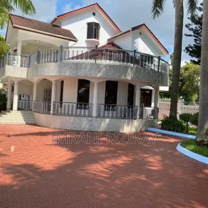4bdrm Bungalow in Masaki for rent