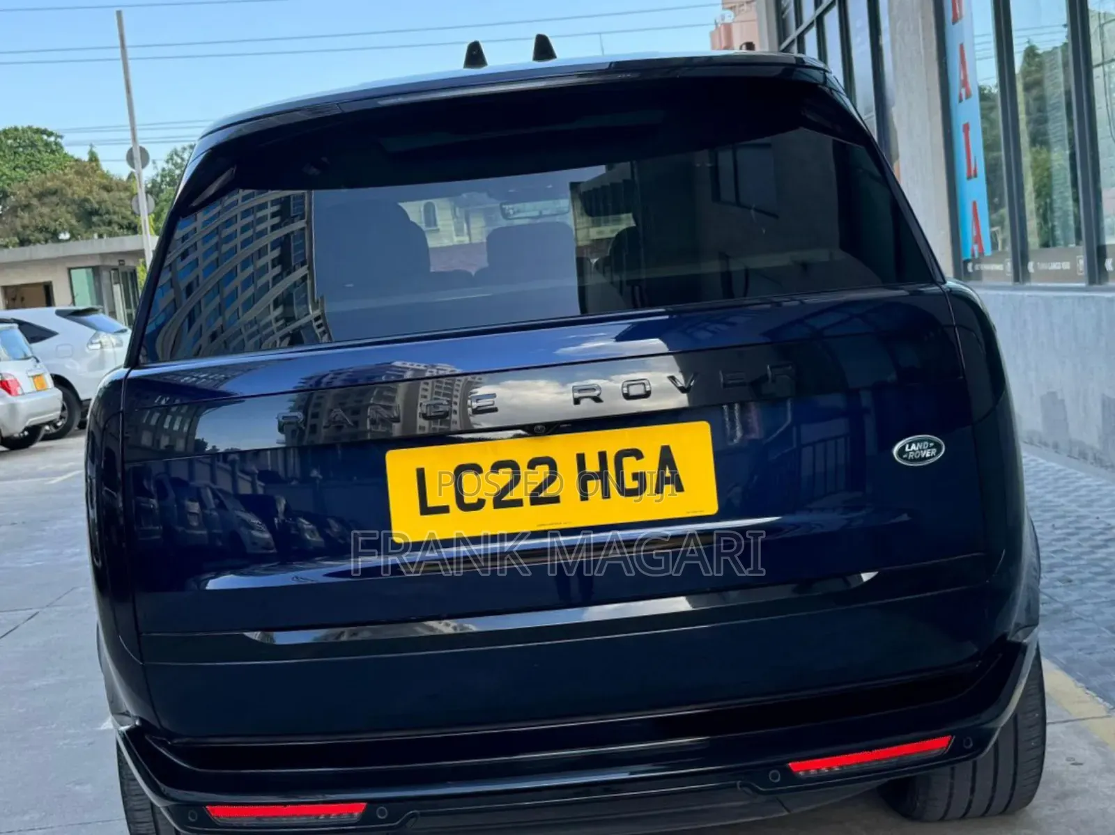 Land Rover Range Rover Vogue 2023 Blue