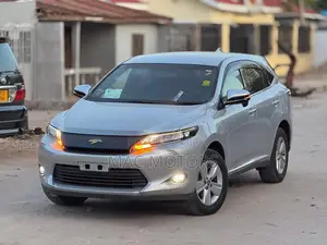 Toyota Harrier 2.0 2014 Silver