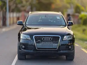 Audi Q5 2011 Black