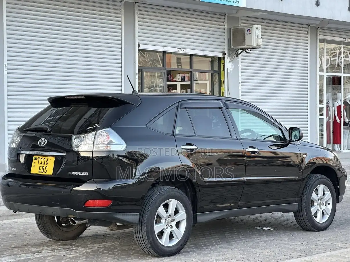 Toyota Harrier 2.4 2010 Black