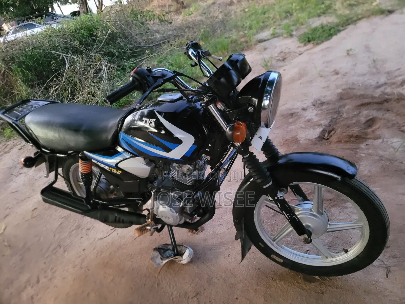 TVS HLX 125 2024 Black
