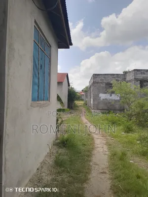 6bdrm Apartment in Tanzania Daresalaam, Ilala for sale