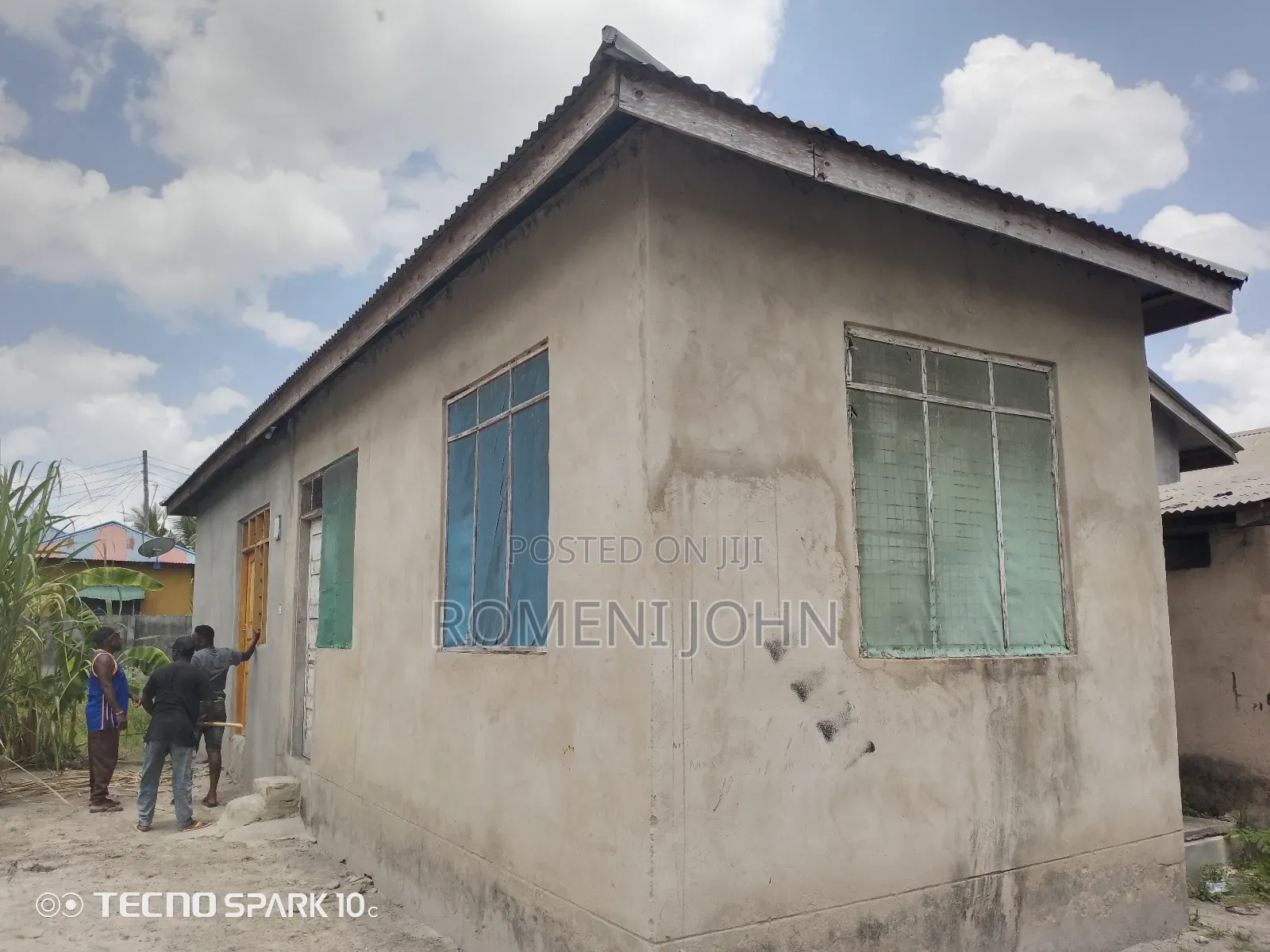 6bdrm Apartment in Tanzania Daresalaam, Ilala for sale