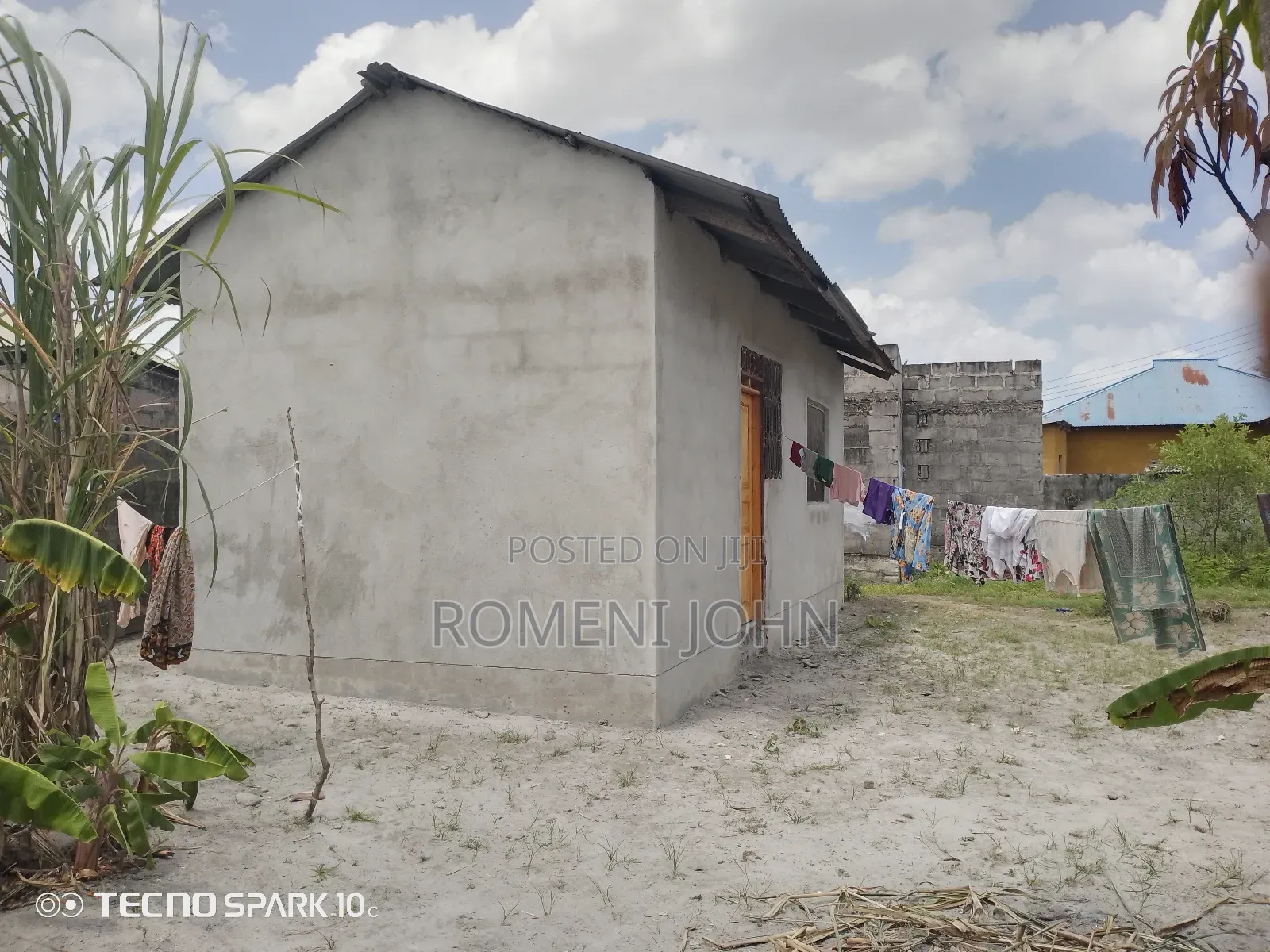 6bdrm Apartment in Tanzania Daresalaam, Ilala for sale