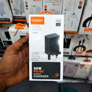 Faster Power Adapter 30W Pd/Qc Pd Dual USB Fc-817