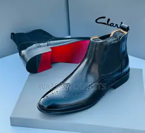 New Original Men Boots/Clarks Travolta