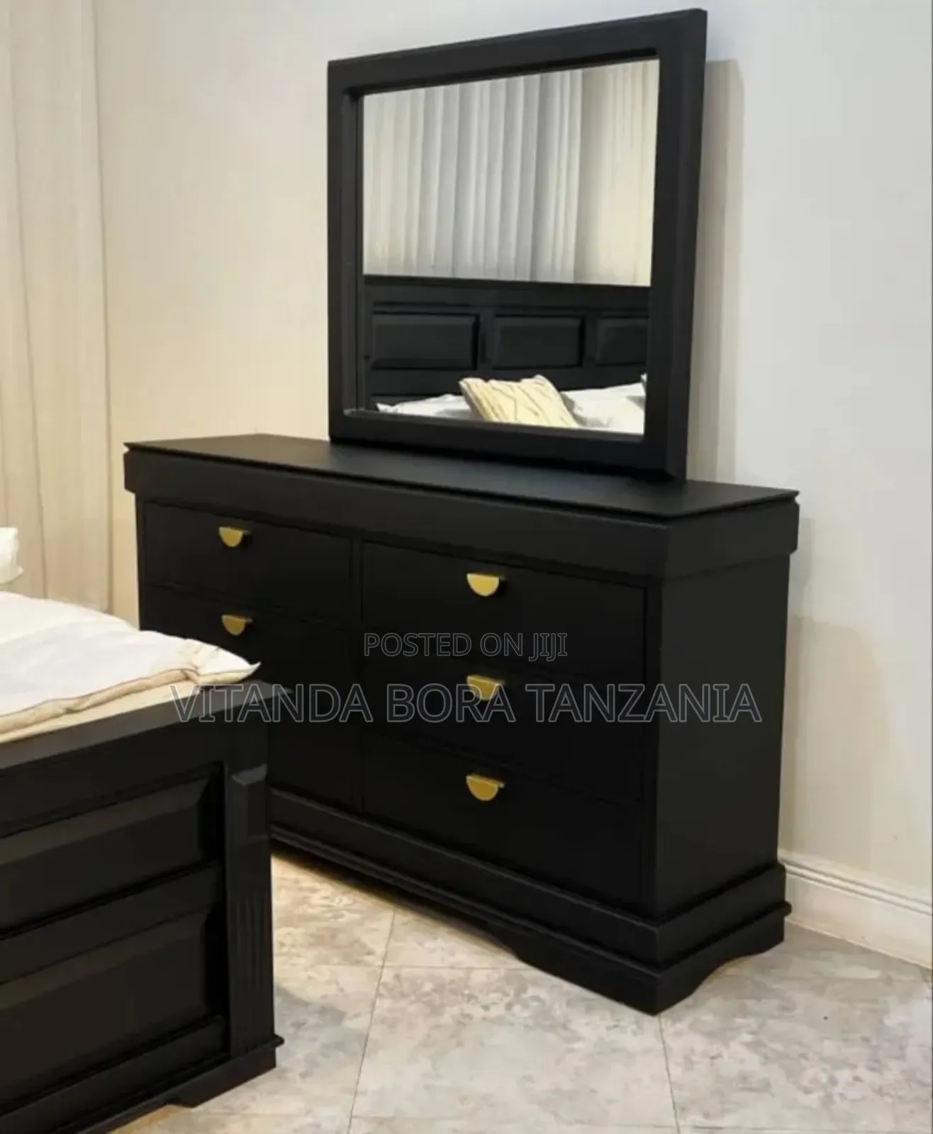 Bedroom Set Pambe Mpya