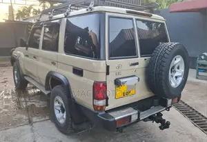 Toyota Land Cruiser 2012 Beige