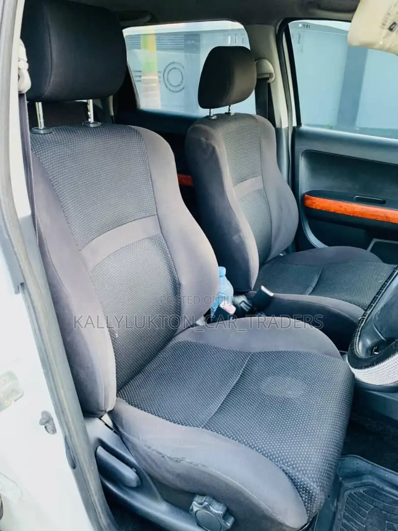 Toyota IST 2005 White