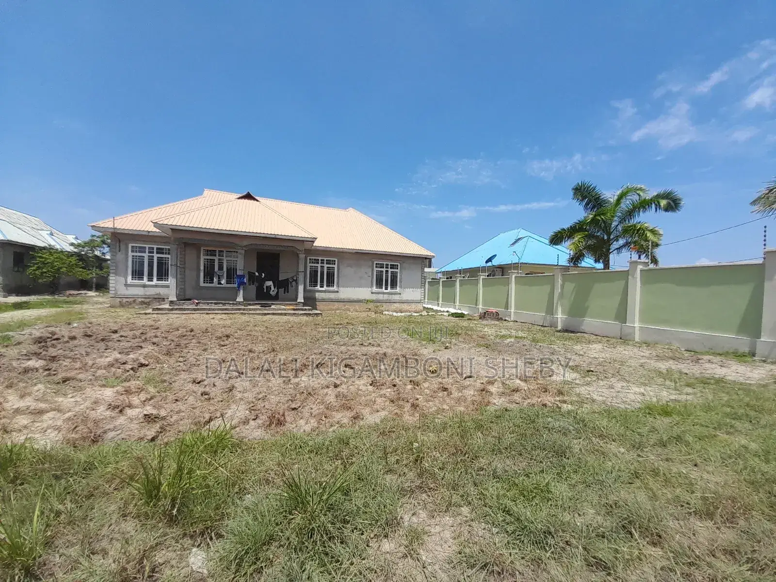 3bdrm House in Kigamboni Kibugumo for sale