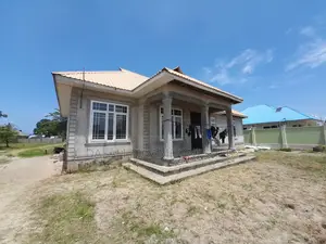 3bdrm House in Kigamboni Kibugumo for sale