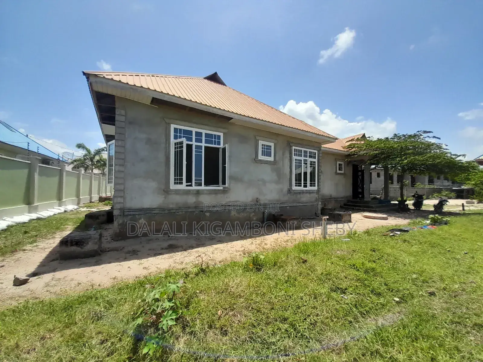 3bdrm House in Kigamboni Kibugumo for sale