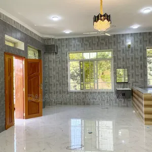 3bdrm Shared Apartment in Town, Nyamagana for rent