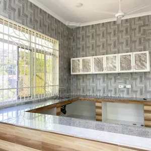 3bdrm Shared Apartment in Town, Nyamagana for rent