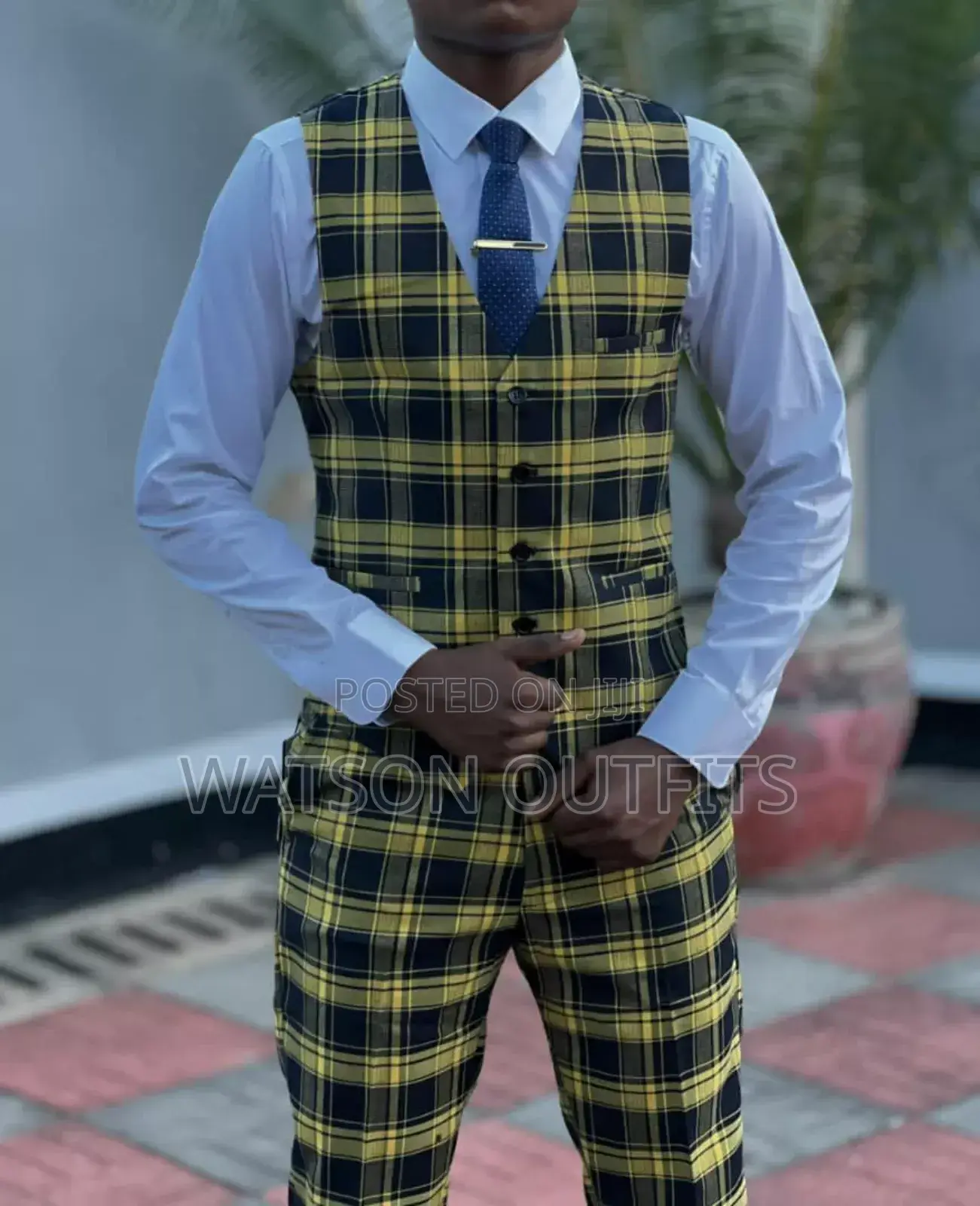 Best Quality Men Half Suits(Kizibao Suruali)