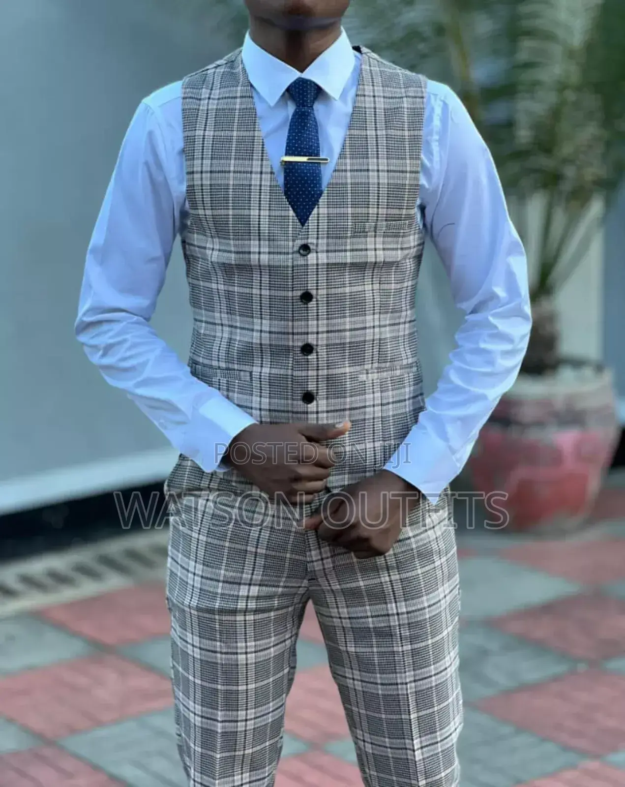 Best Quality Men Half Suits(Kizibao Suruali)