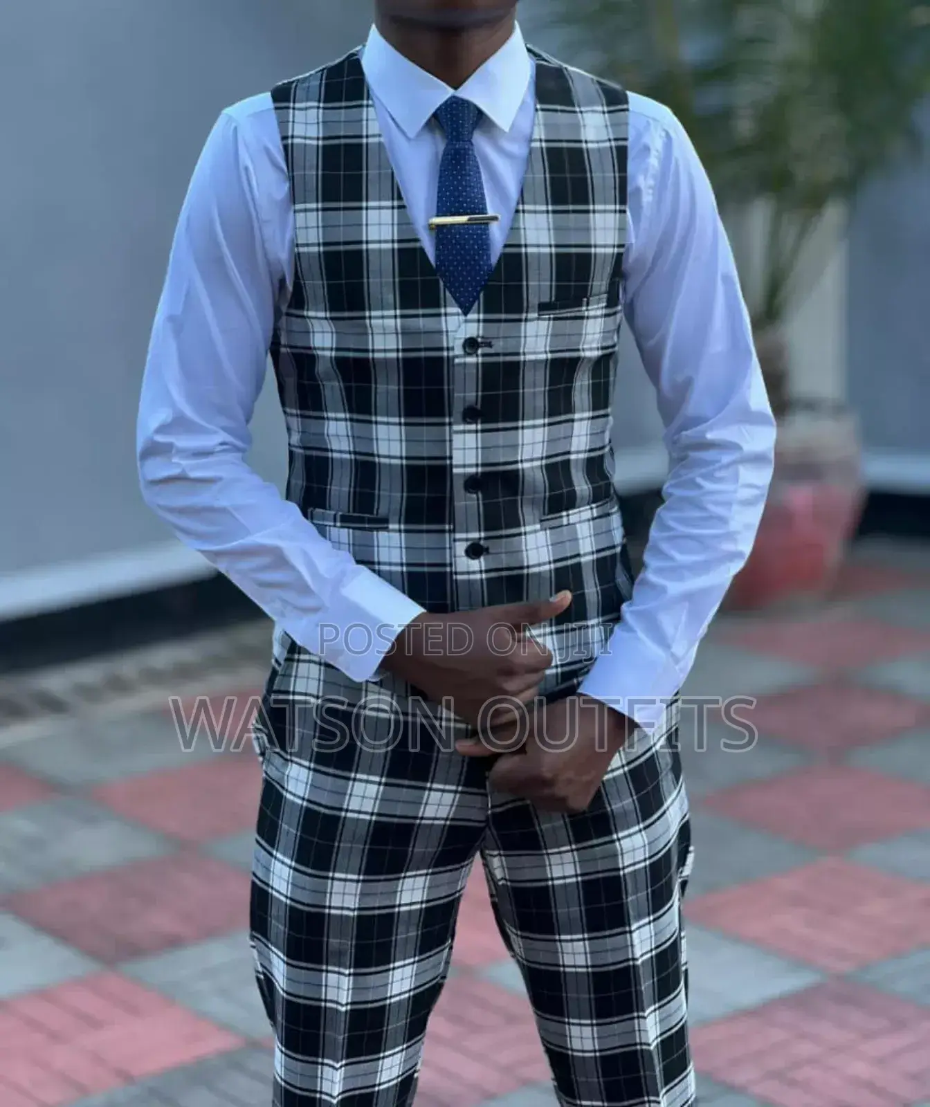 Best Quality Men Half Suits(Kizibao Suruali)