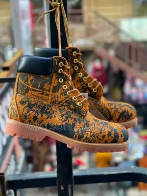 Super Best Quality Men Shoes/Boots