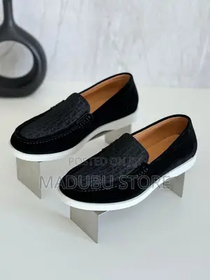 Classic Men’S Loafers