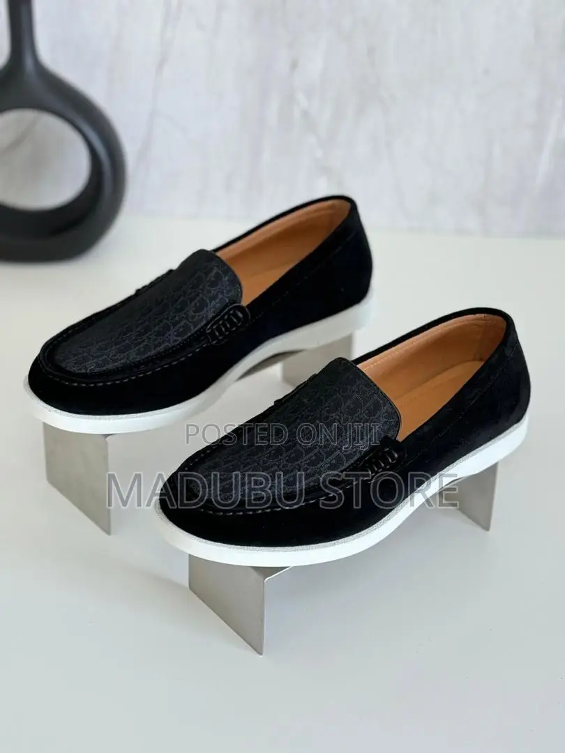 Classic Men’S Loafers