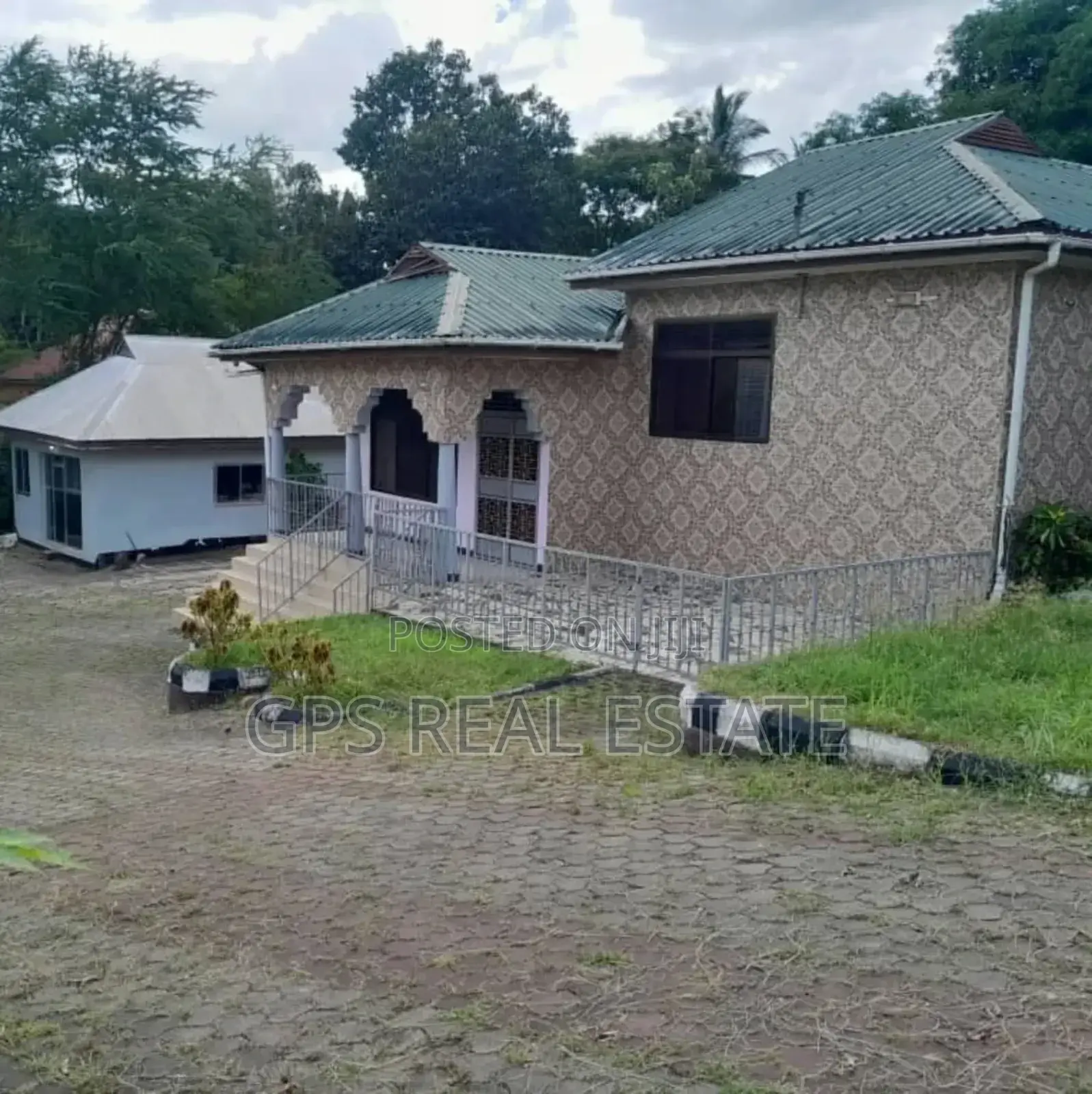 3bdrm House in Kiluvya Gogoni, Kinondoni for sale