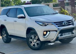 Toyota Fortuner 2016 White